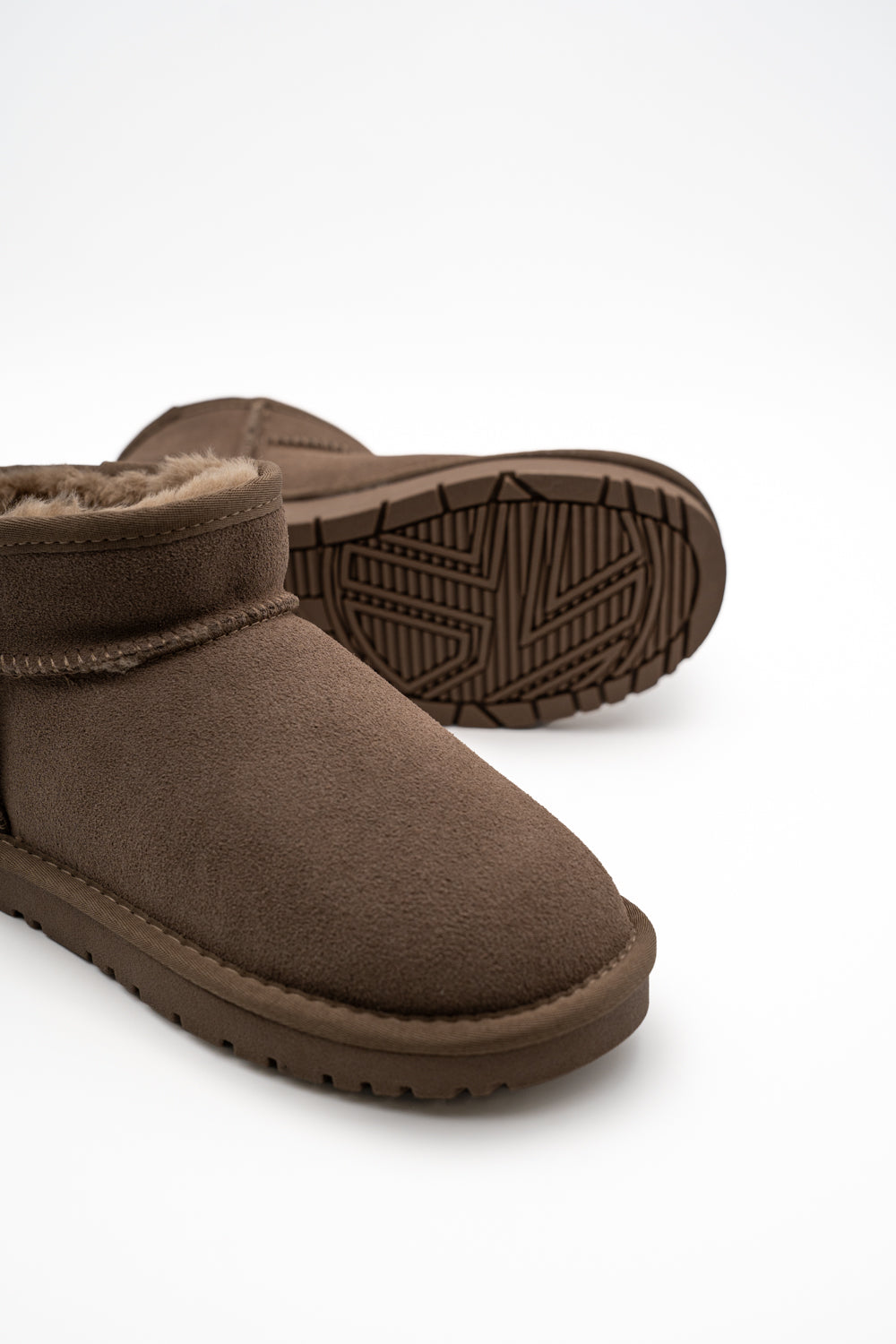 DUSK - K61300 Botín australiano piel water repellent